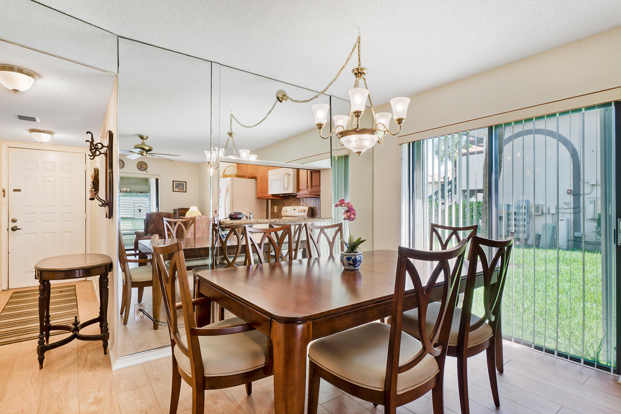 400 East Club Circle, Unit 110 Boca Raton, FL 33487 - Photo 11 of 25 009R.F (2)