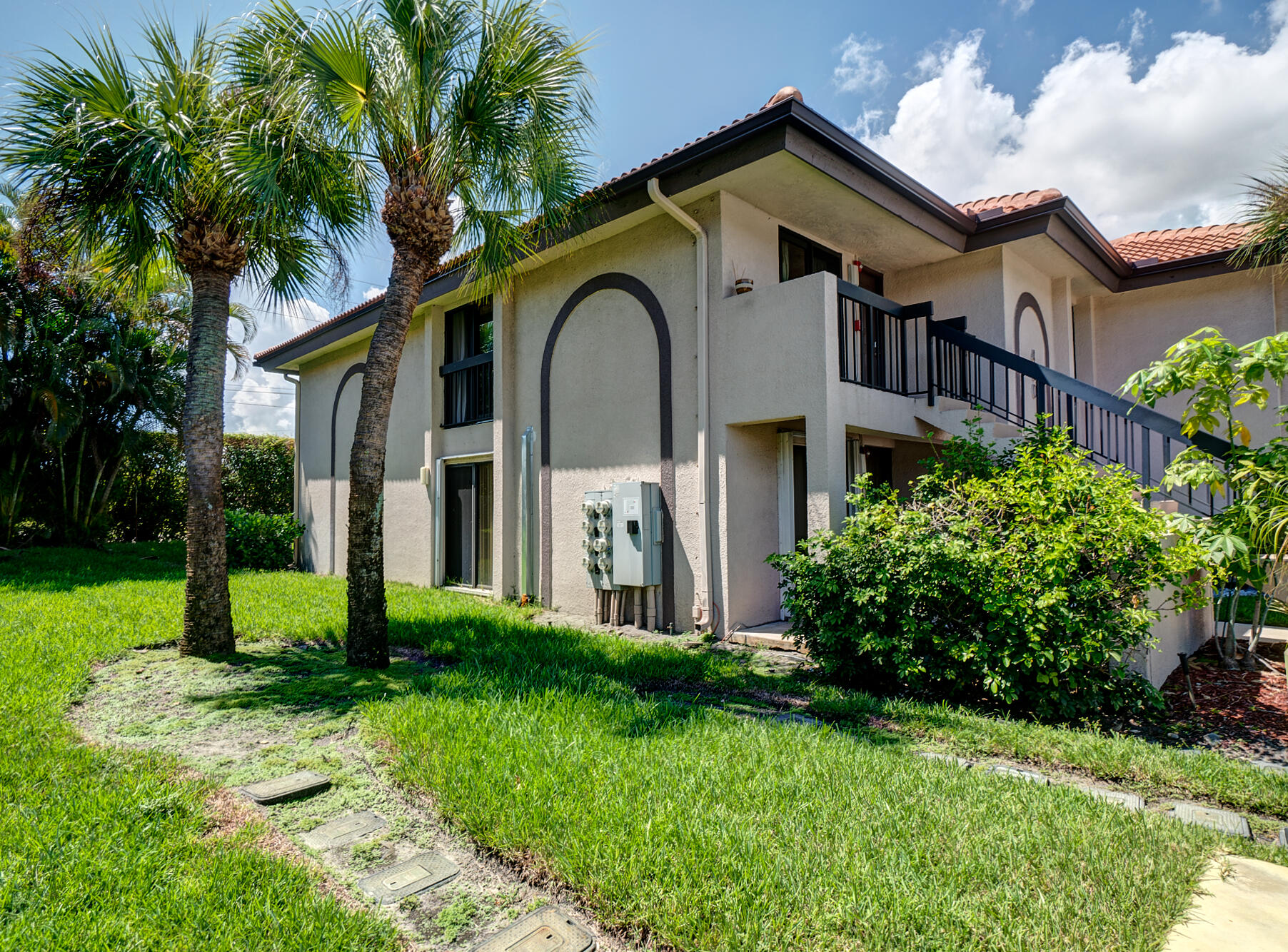 400 East Club Circle, Unit 110 Boca Raton, FL 33487 - Photo 3 of 25 020R.F (2)