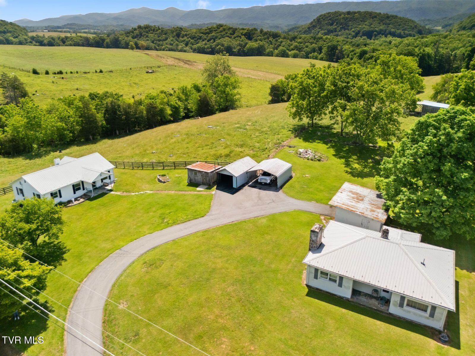 38245 Loves Mill Road Chilhowie, VA 24319 - Photo 10 of 30 8-web-or-mls-38244-loves-mill-rd