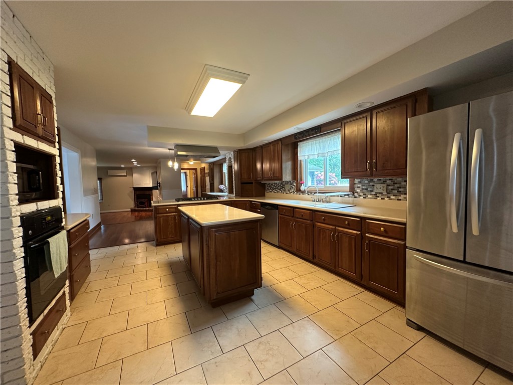 548 White Springs Road Geneva Town, NY 14456 - Photo 10 of 39