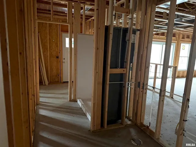 $839,900 | 19468 250th Avenue, Bettendorf, IA 52722