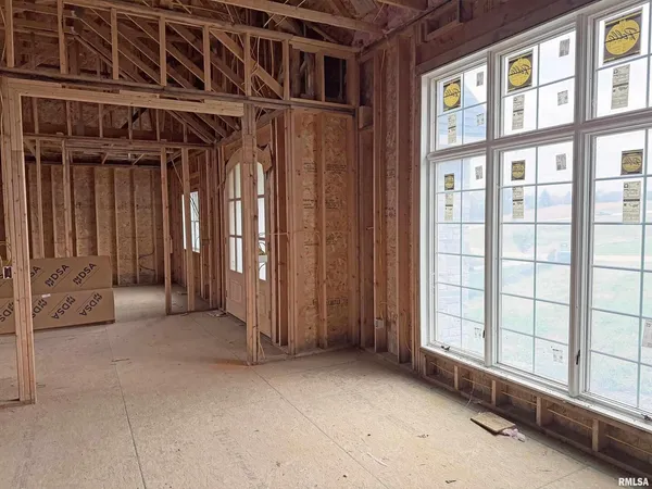 a view of an entryway with a building