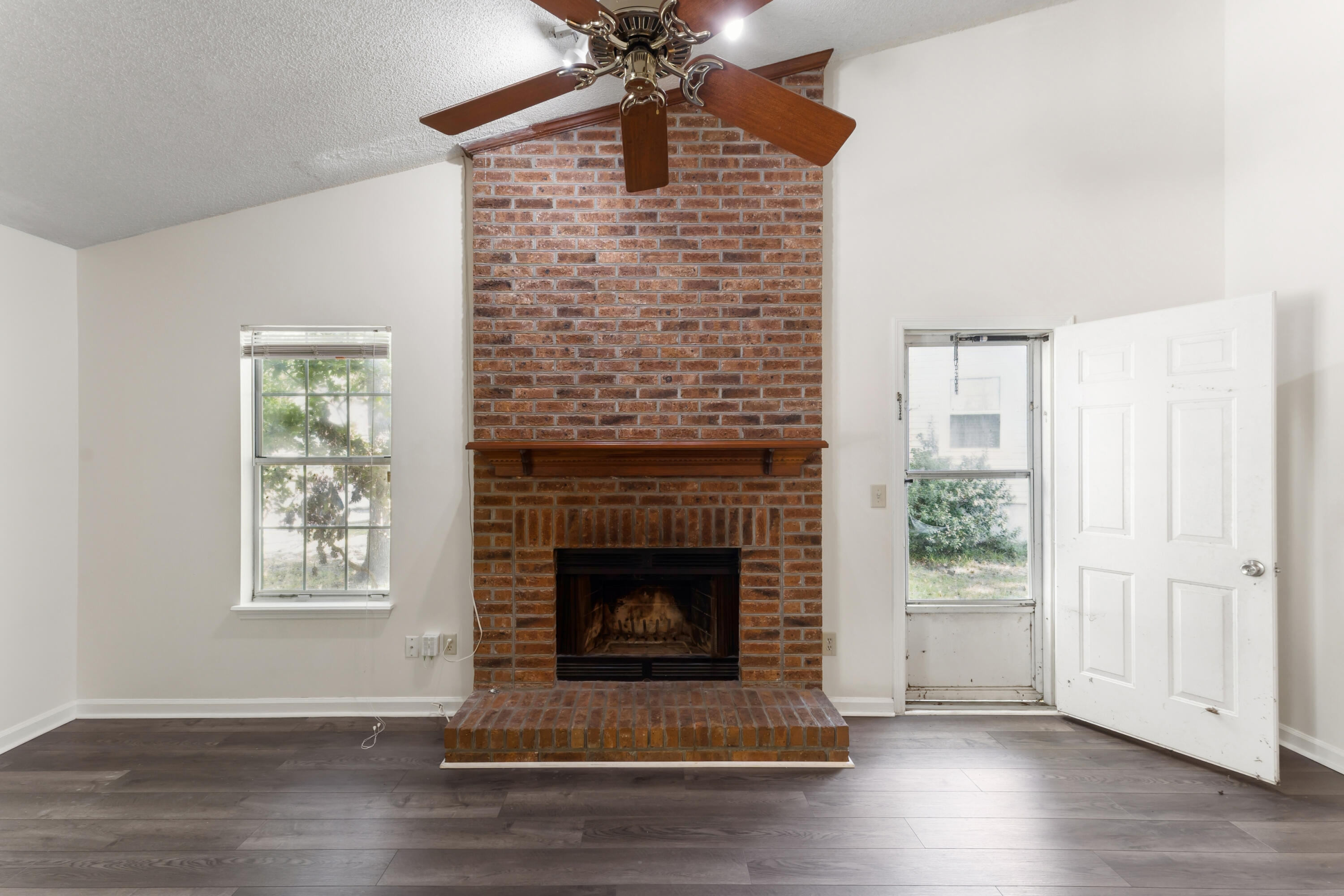 135 Commons Way Goose Creek, SC 29445 - Photo 9 of 27 135Commons_9