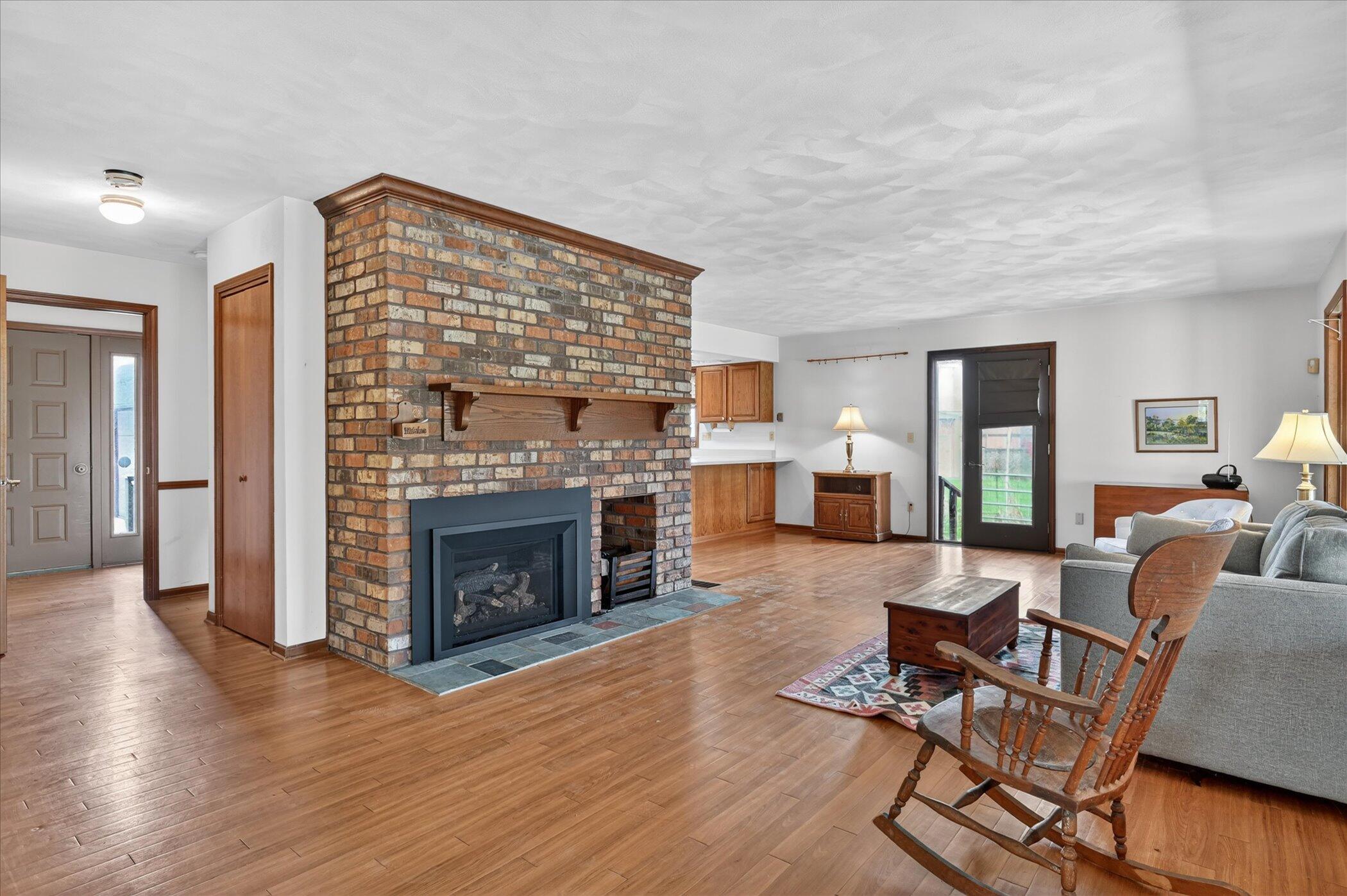 15300 20 Mile Road Marshall, MI 49068 - Photo 7 of 55 10-15300-20-Mile-Rd-Marshall-Windowstill