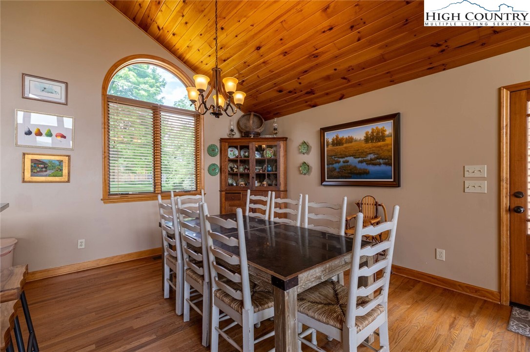 253 Alpine Road Blowing Rock, NC 28605 - Photo 12 of 50 Gallery Image 12