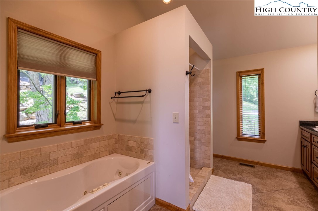 253 Alpine Road Blowing Rock, NC 28605 - Photo 18 of 50 Gallery Image 18