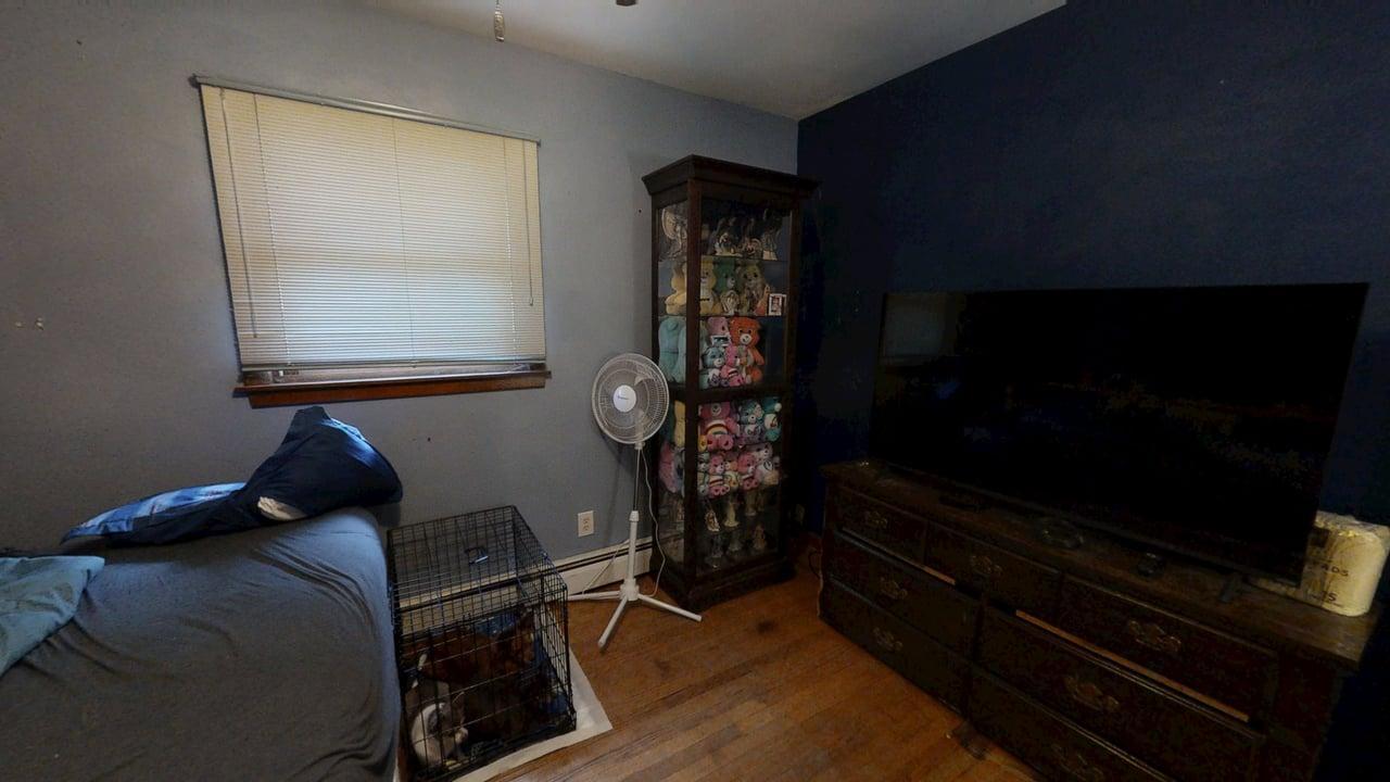 2308 Slayback Street Urbana, IL 61802 - Photo 28 of 37 a room with furniture and flat screen tv