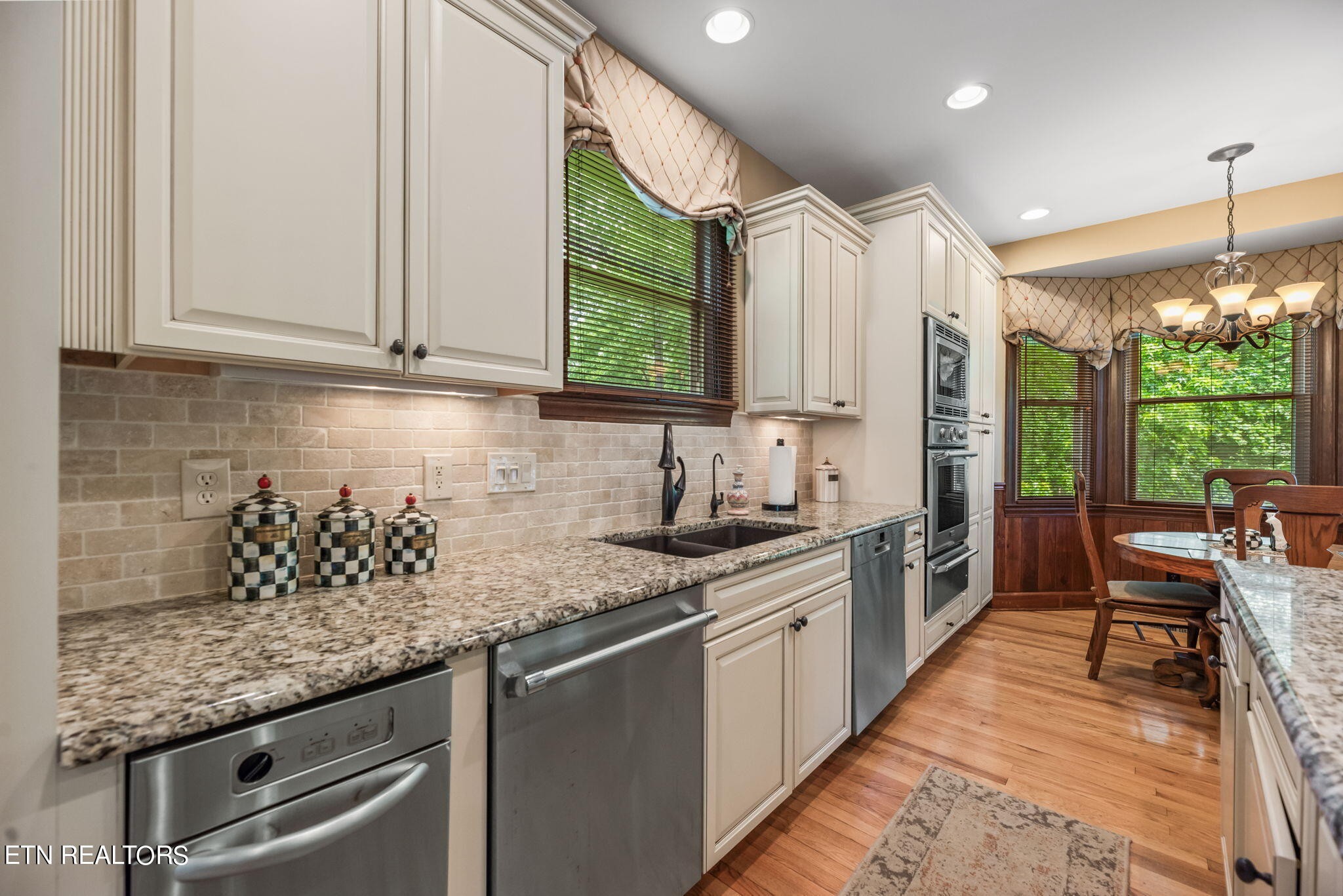 102 Amanda Place Oak Ridge, TN 37830 - Photo 14 of 56