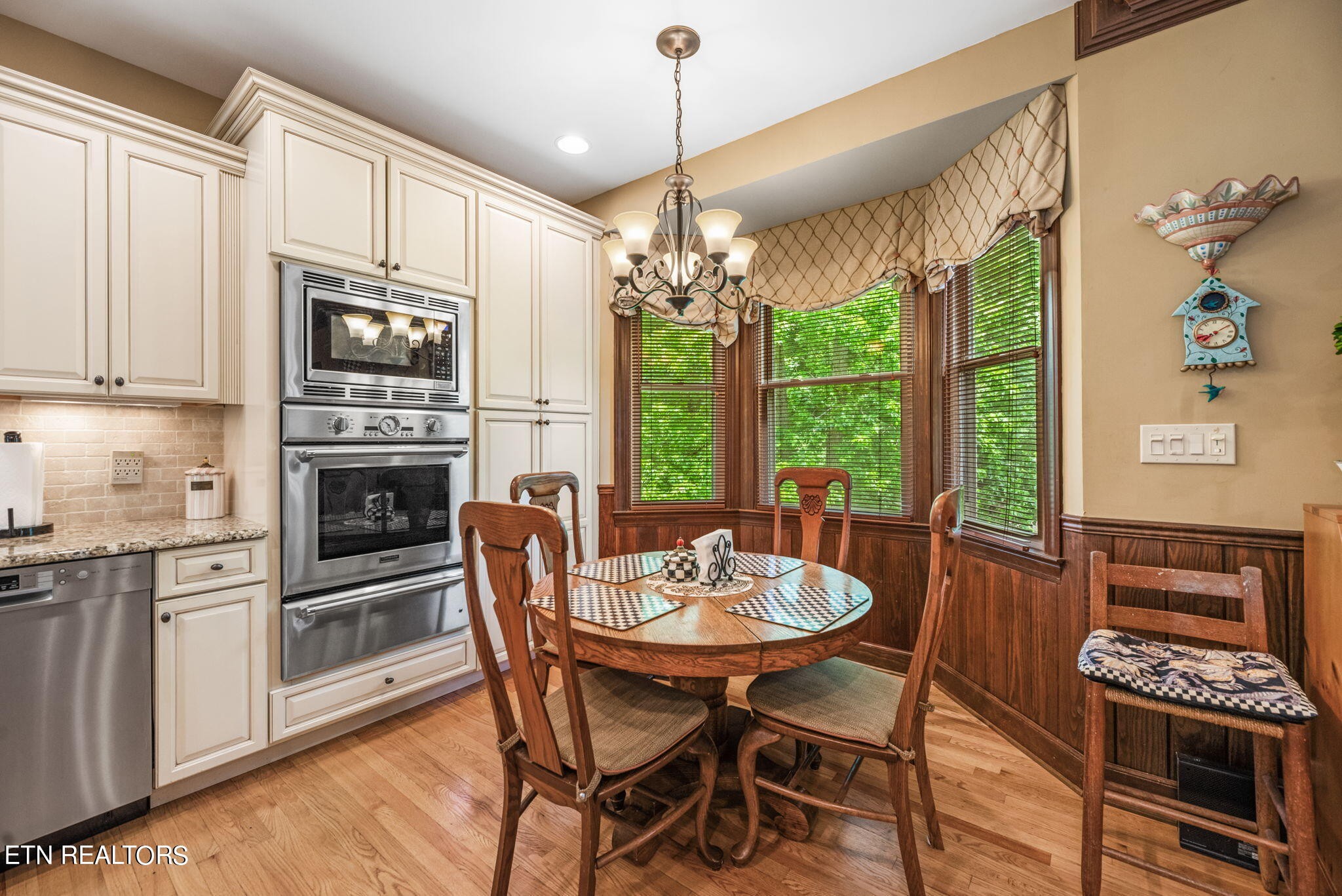 102 Amanda Place Oak Ridge, TN 37830 - Photo 16 of 56