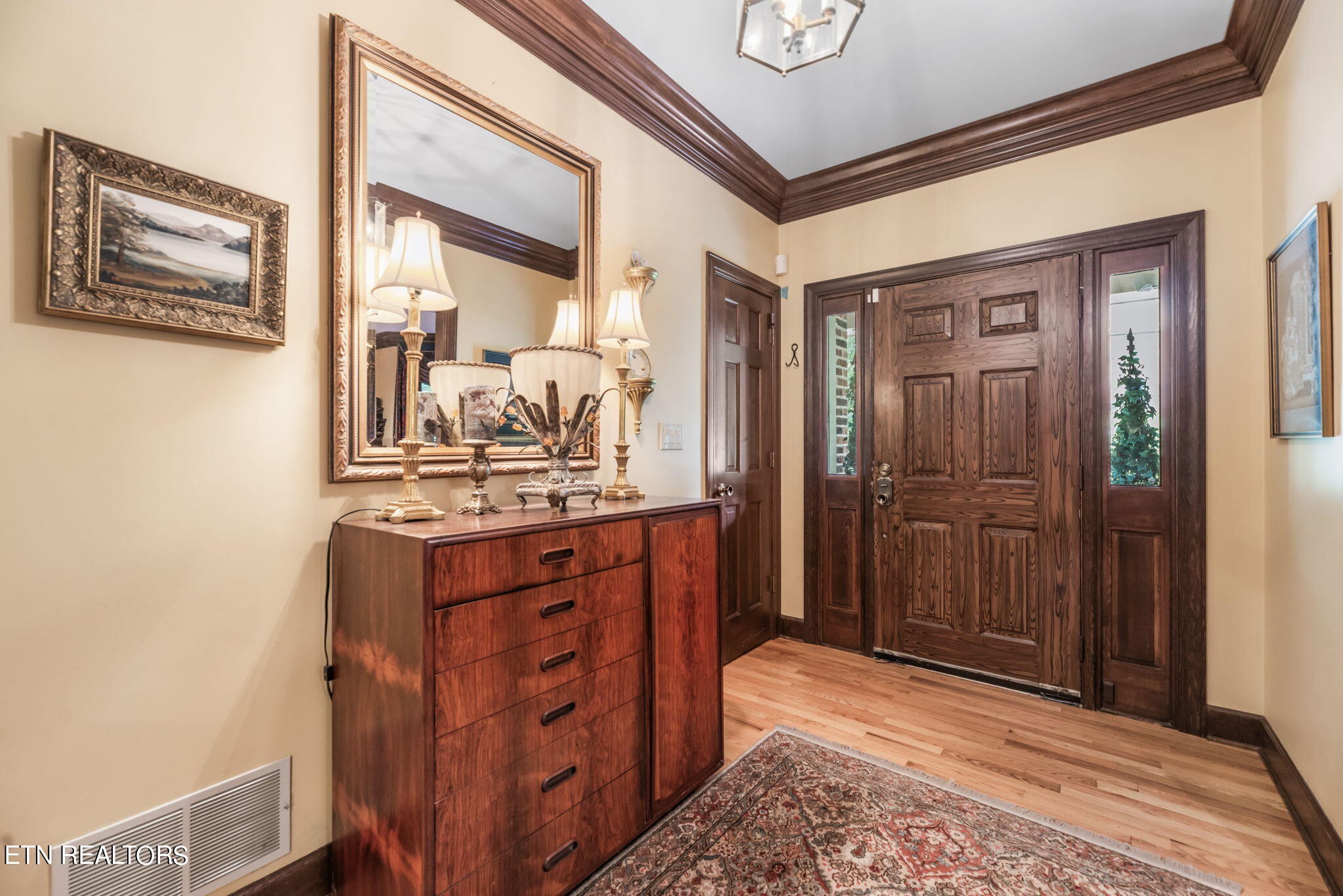 102 Amanda Place Oak Ridge, TN 37830 - Photo 5 of 56