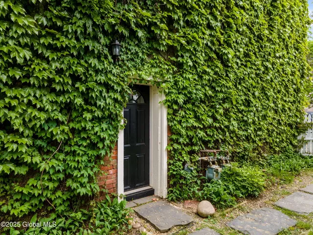 $2,350,000 | 462-470 2nd Avenue, Troy, NY 12182