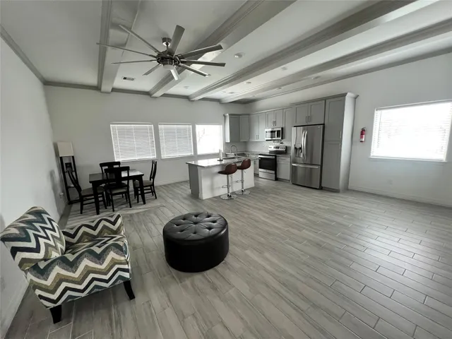 $2,500 | 3407 Sakowitz Street, Unit B, Houston, TX 77026