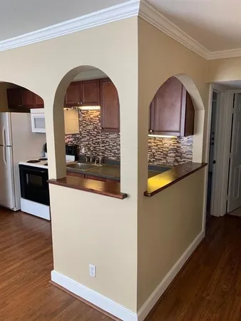 $1,150 | 2518 North Fitzhugh Avenue, Unit 101, Dallas, TX 75204
