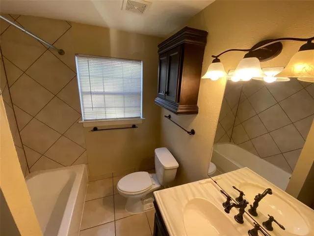 $1,700 | 2518 North Fitzhugh Avenue, Unit 101, Dallas, TX 75204