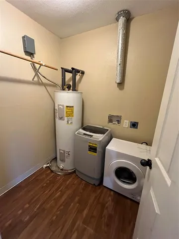 $1,700 | 2518 North Fitzhugh Avenue, Unit 101, Dallas, TX 75204