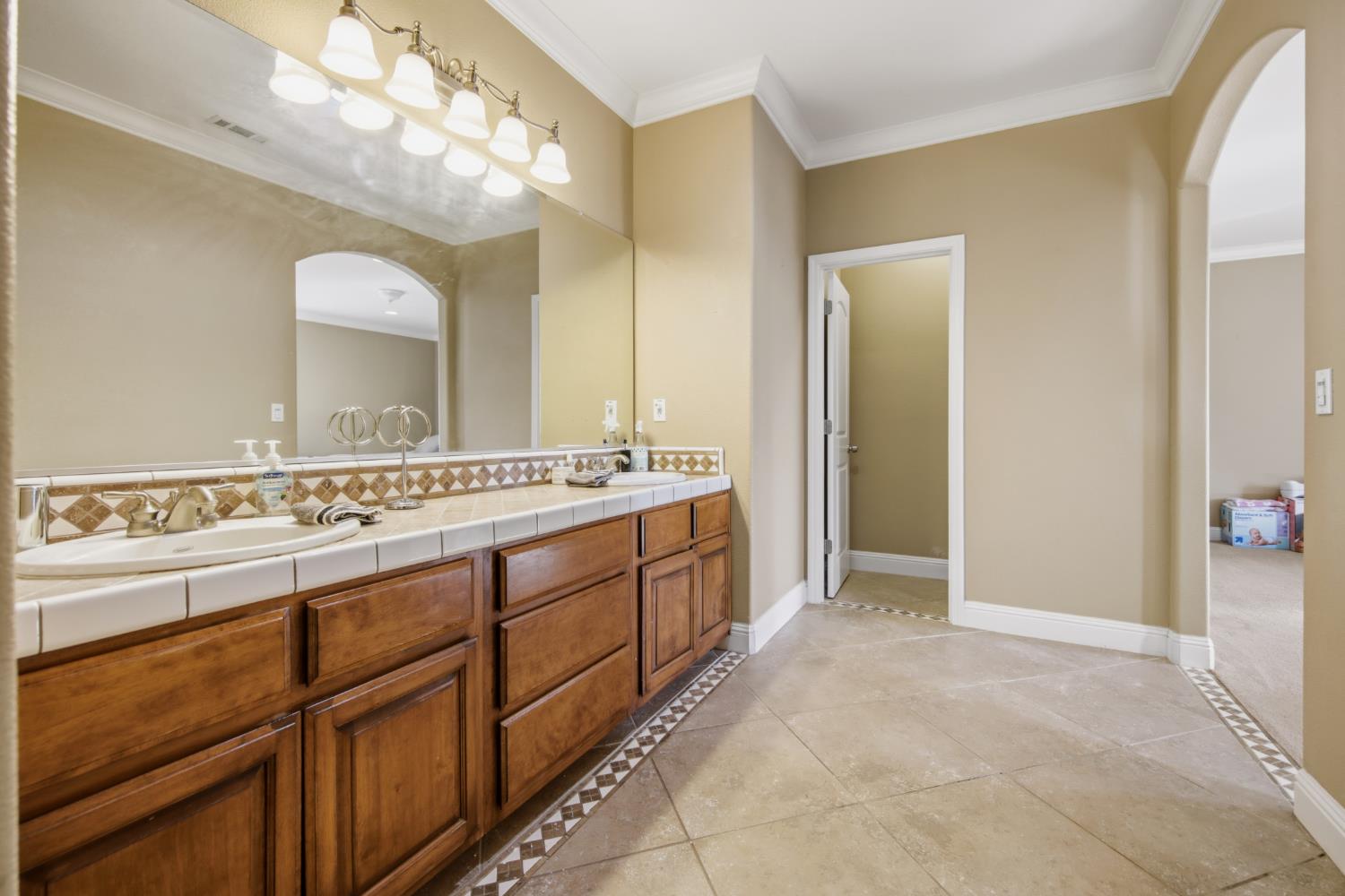 7300 South Frick Road Stockton, CA 95215 - Photo 33 of 83