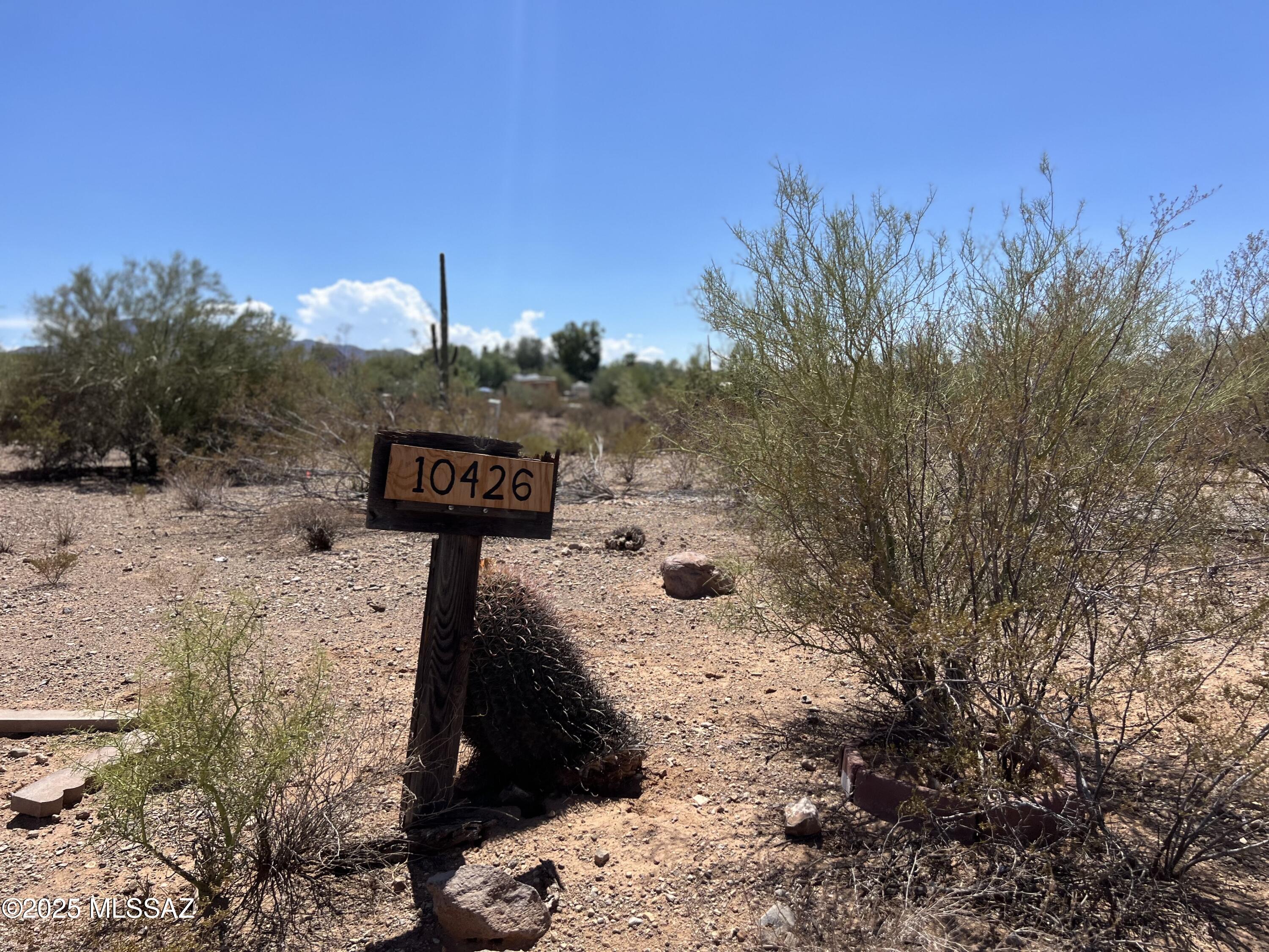 10426 West Massingale Road, Unit 11 Tucson, AZ 85743 - Photo 3 of 12