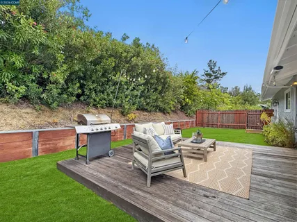 $1,398,000 | 8 Cherryhills Court, Lafayette, CA 94549
