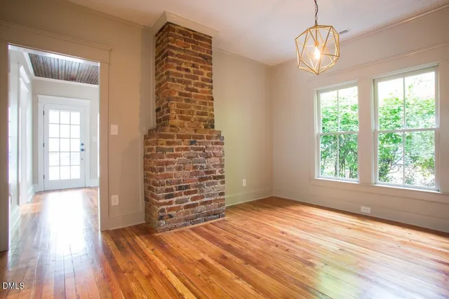 $2,900 | 2018 Englewood Avenue, Durham, NC 27705