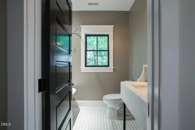 $2,900 | 2018 Englewood Avenue, Durham, NC 27705