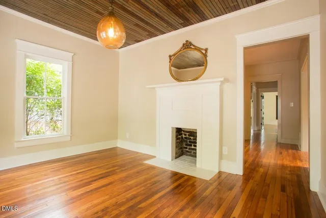 $2,900 | 2018 Englewood Avenue, Durham, NC 27705