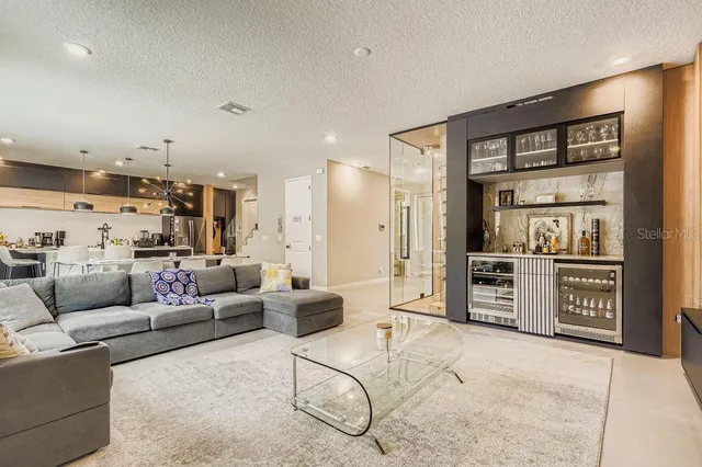 $824,990 | 1882 Lake Pearl Drive, Gotha, FL 34734