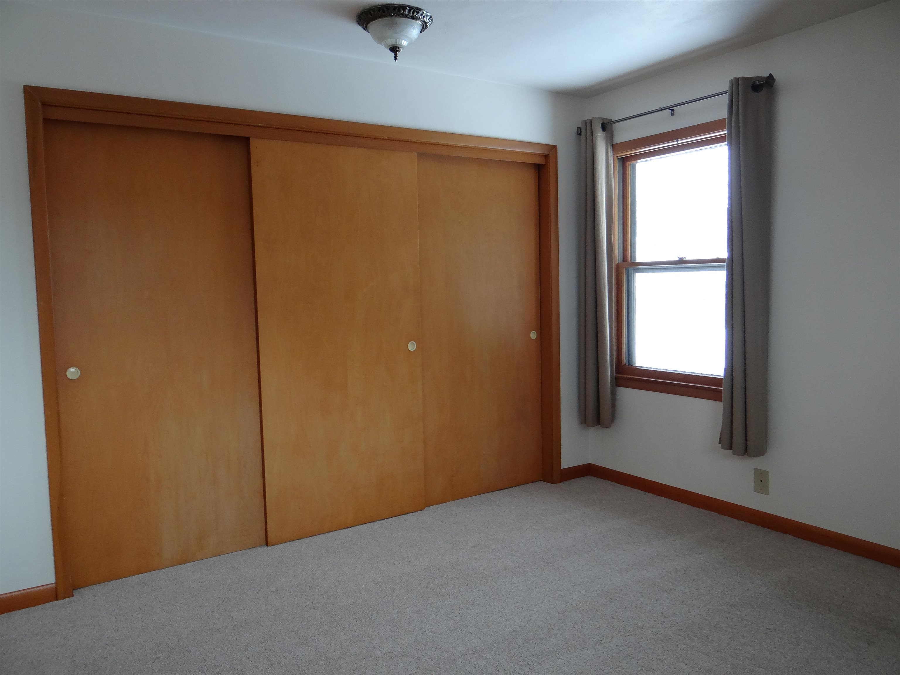 1238 Maple Street Neenah, WI 54956 - Photo 16 of 53