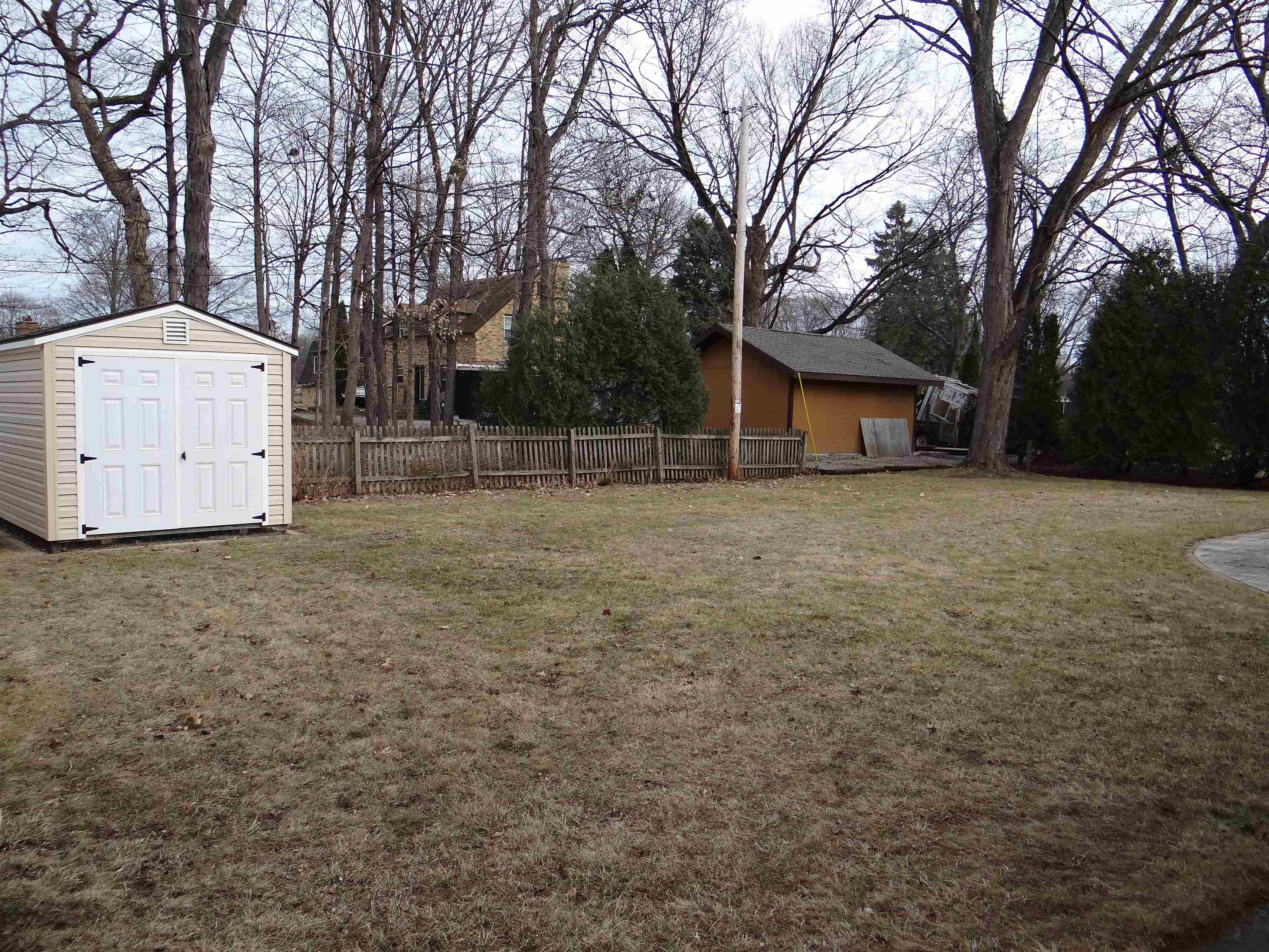 1238 Maple Street Neenah, WI 54956 - Photo 44 of 53