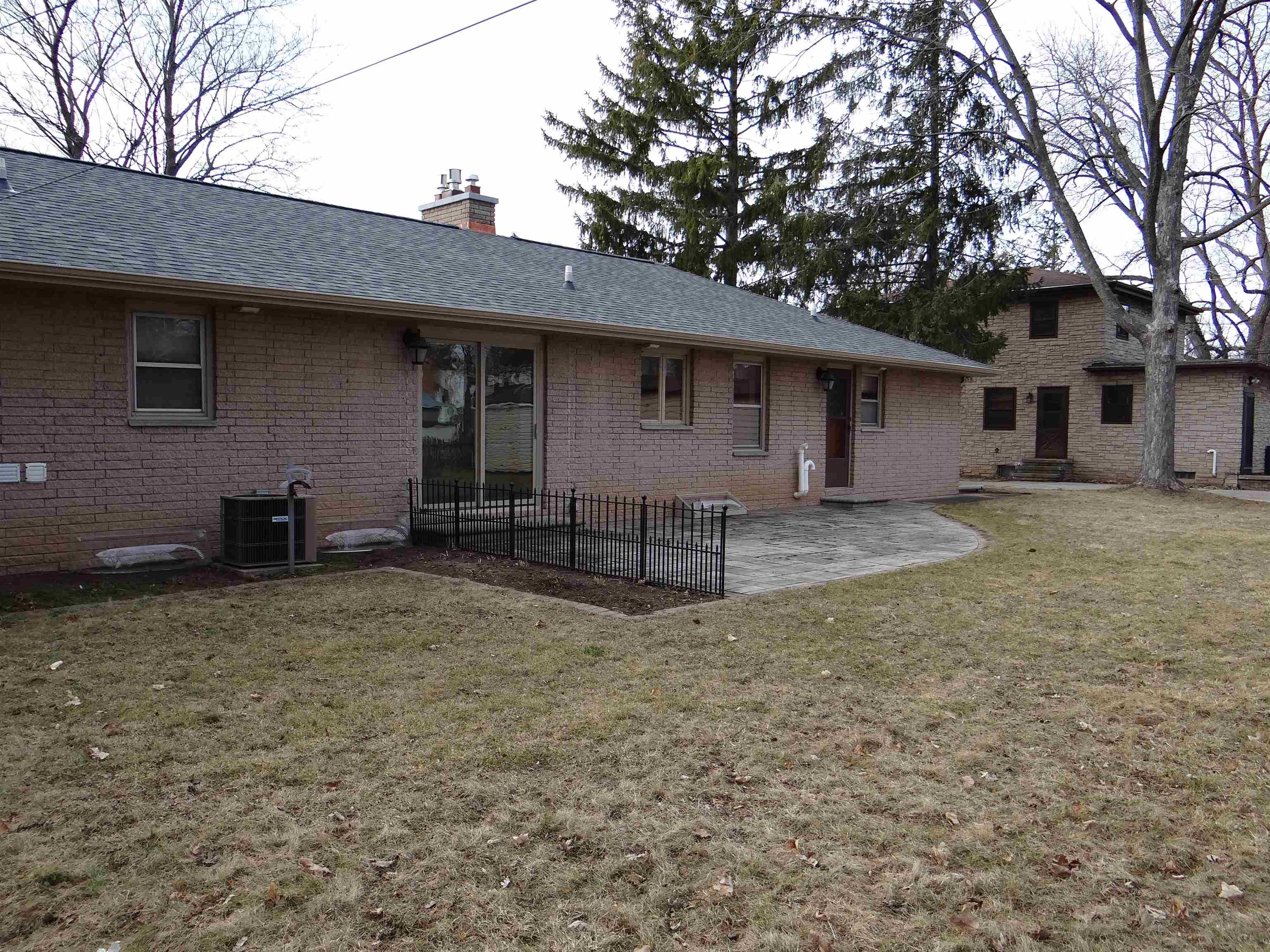 1238 Maple Street Neenah, WI 54956 - Photo 48 of 53