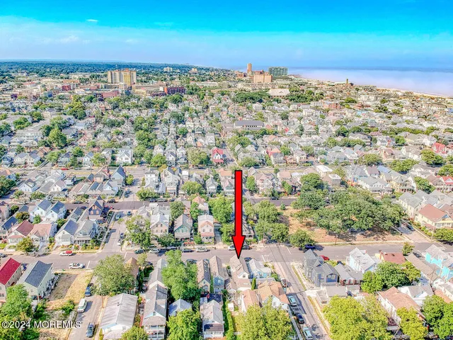 $3,400 | 94 Clark Avenue, Ocean Grove, NJ 07756