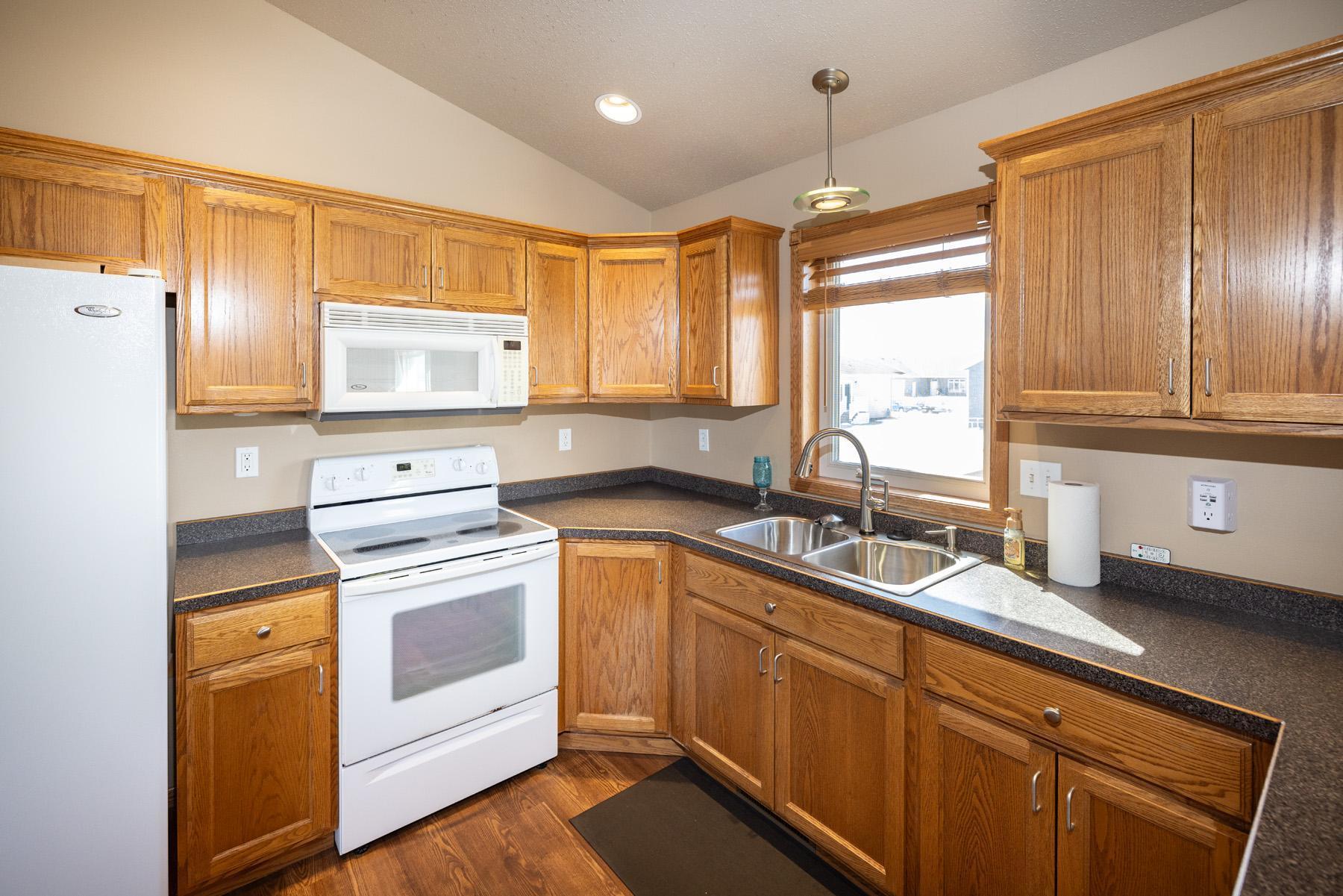 1101 4th Avenue Northeast Dilworth, MN 56529 - Photo 12 of 41