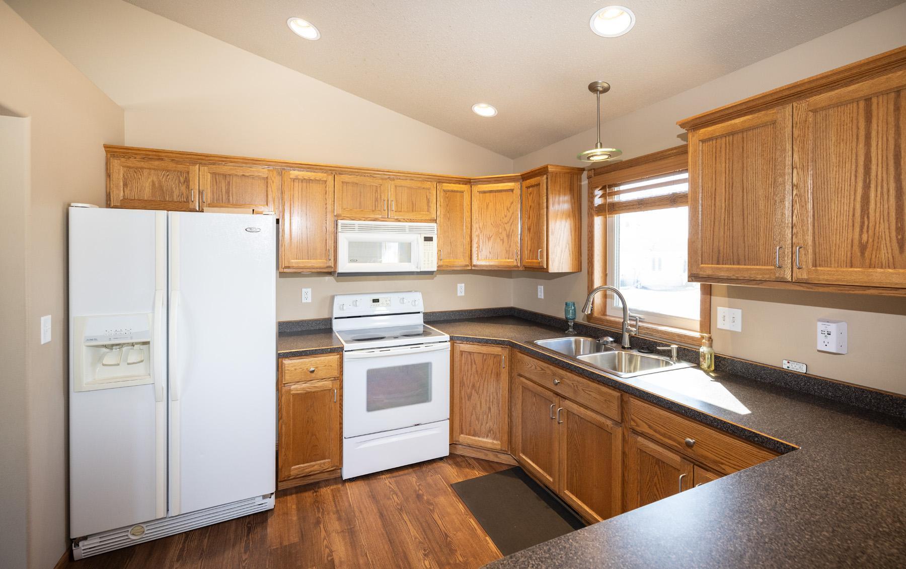 1101 4th Avenue Northeast Dilworth, MN 56529 - Photo 13 of 41