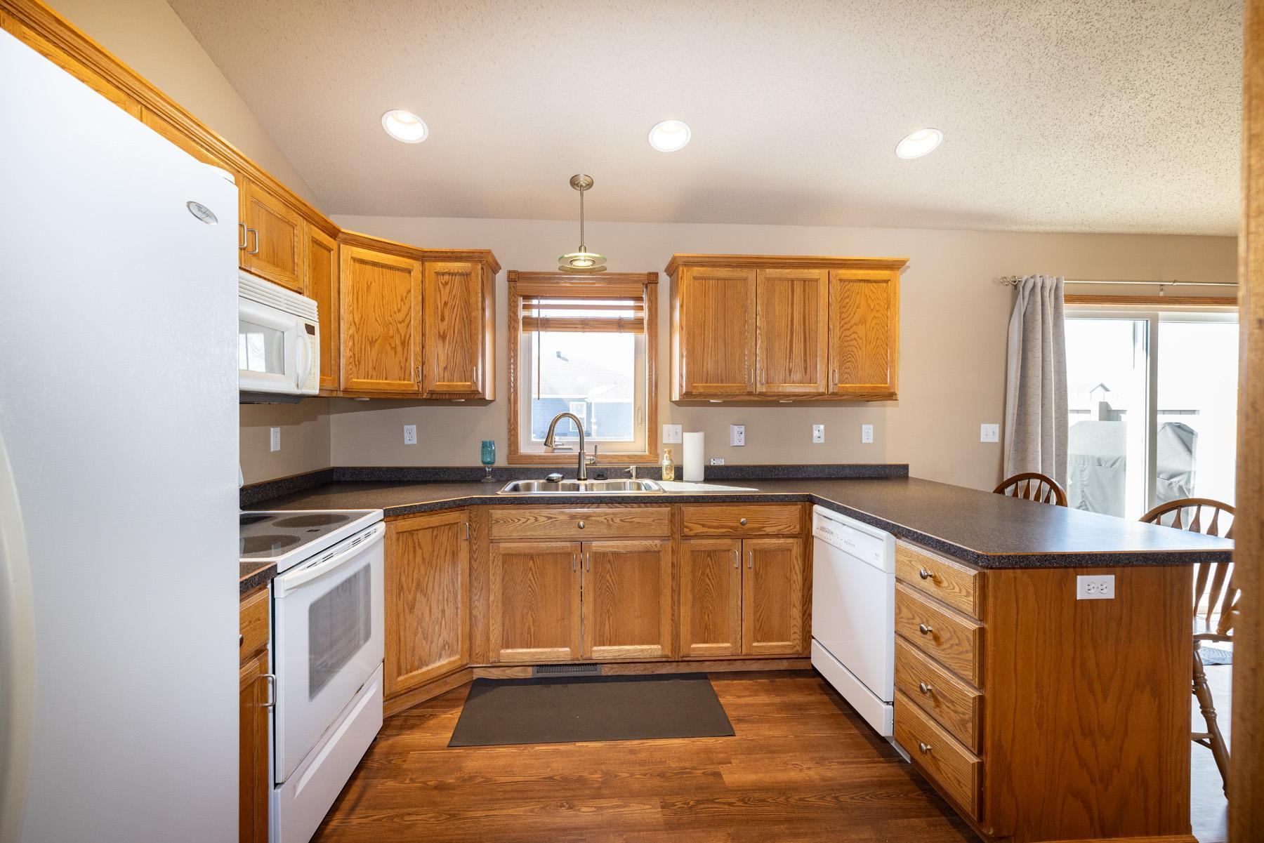 1101 4th Avenue Northeast Dilworth, MN 56529 - Photo 10 of 41