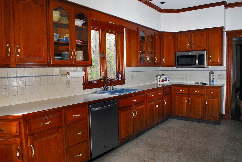 259 Belknap Road Framingham, MA 01701 - Photo 13 of 30 Gallery Image 13