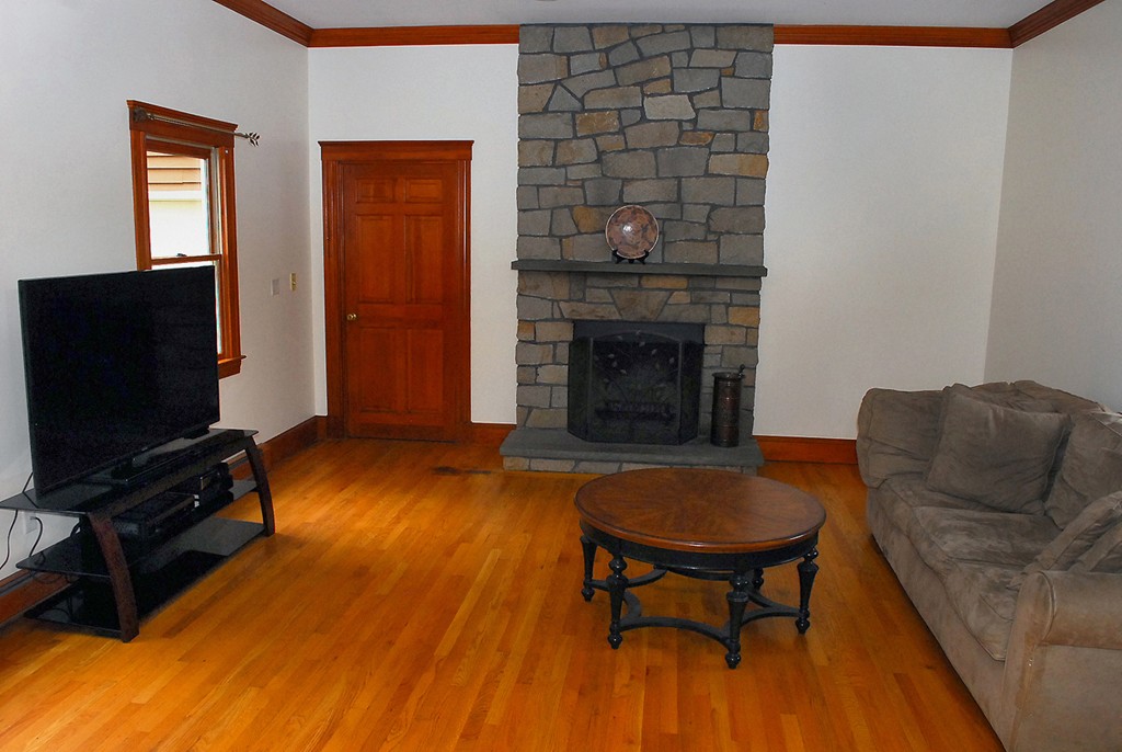 259 Belknap Road Framingham, MA 01701 - Photo 16 of 30 Gallery Image 16