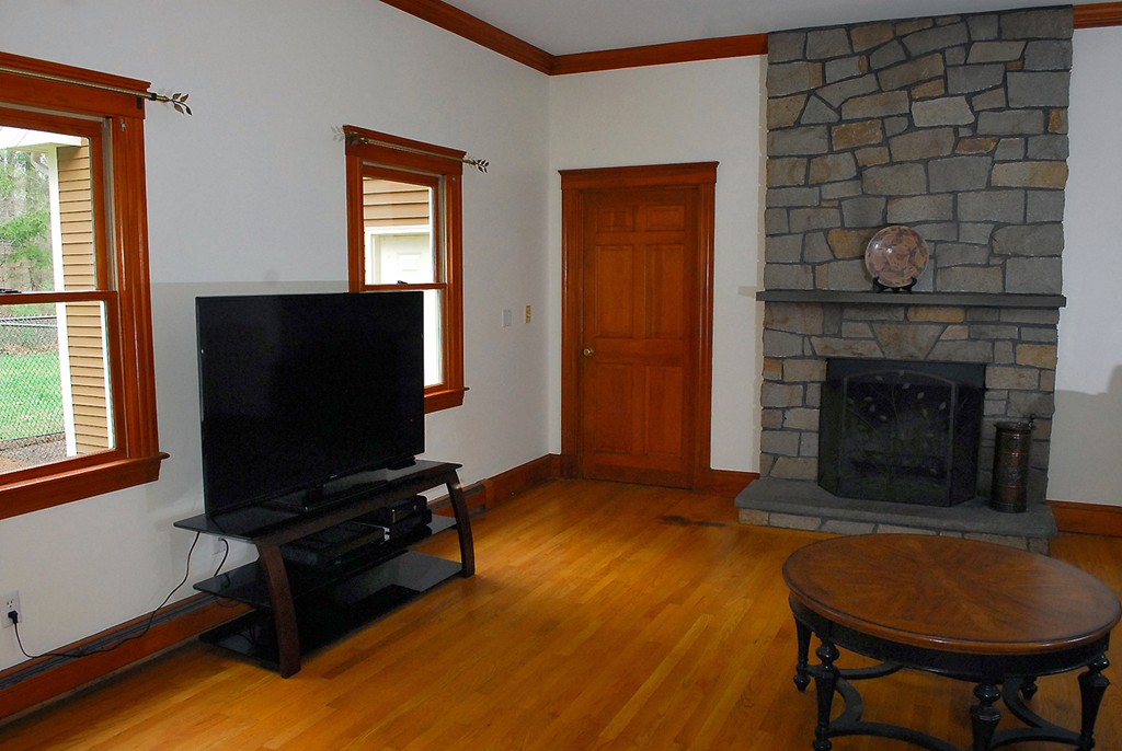 259 Belknap Road Framingham, MA 01701 - Photo 17 of 30 Gallery Image 17