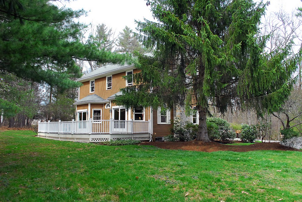 259 Belknap Road Framingham, MA 01701 - Photo 6 of 30 Gallery Image 6