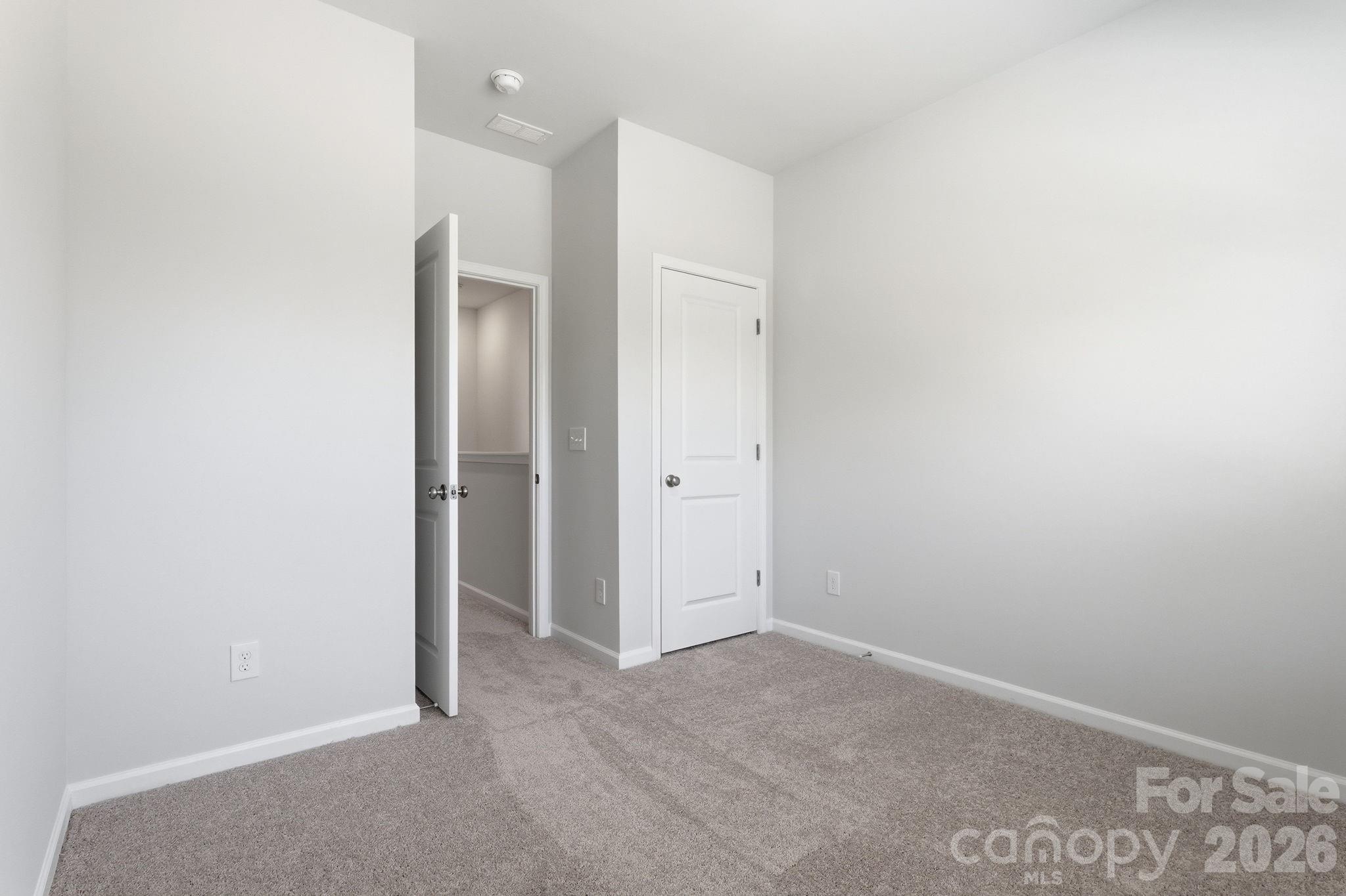 4636 Lakeview Road Charlotte, NC 28216 - Photo 16 of 18 Gallery Image 16