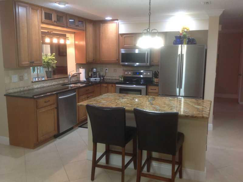 11171 Sandpoint Terrace Boca Raton, FL 33428 - Photo 2 of 24 Kitchen