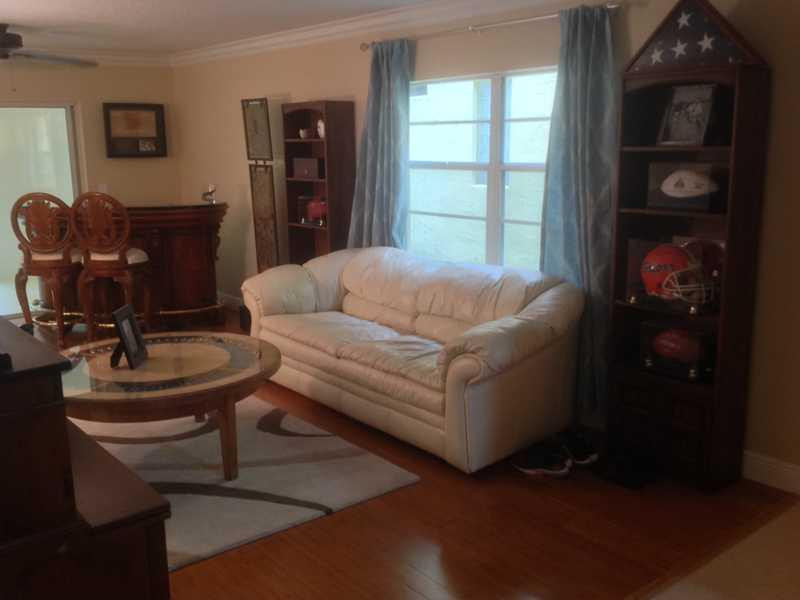 11171 Sandpoint Terrace Boca Raton, FL 33428 - Photo 3 of 24 Living Room