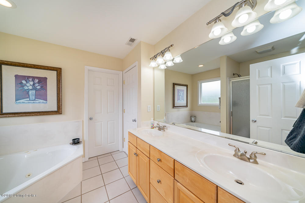 8006 Kellerman Road Louisville, KY 40219 - Photo 37 of 64 36. Master Bath with seperate toilet roo