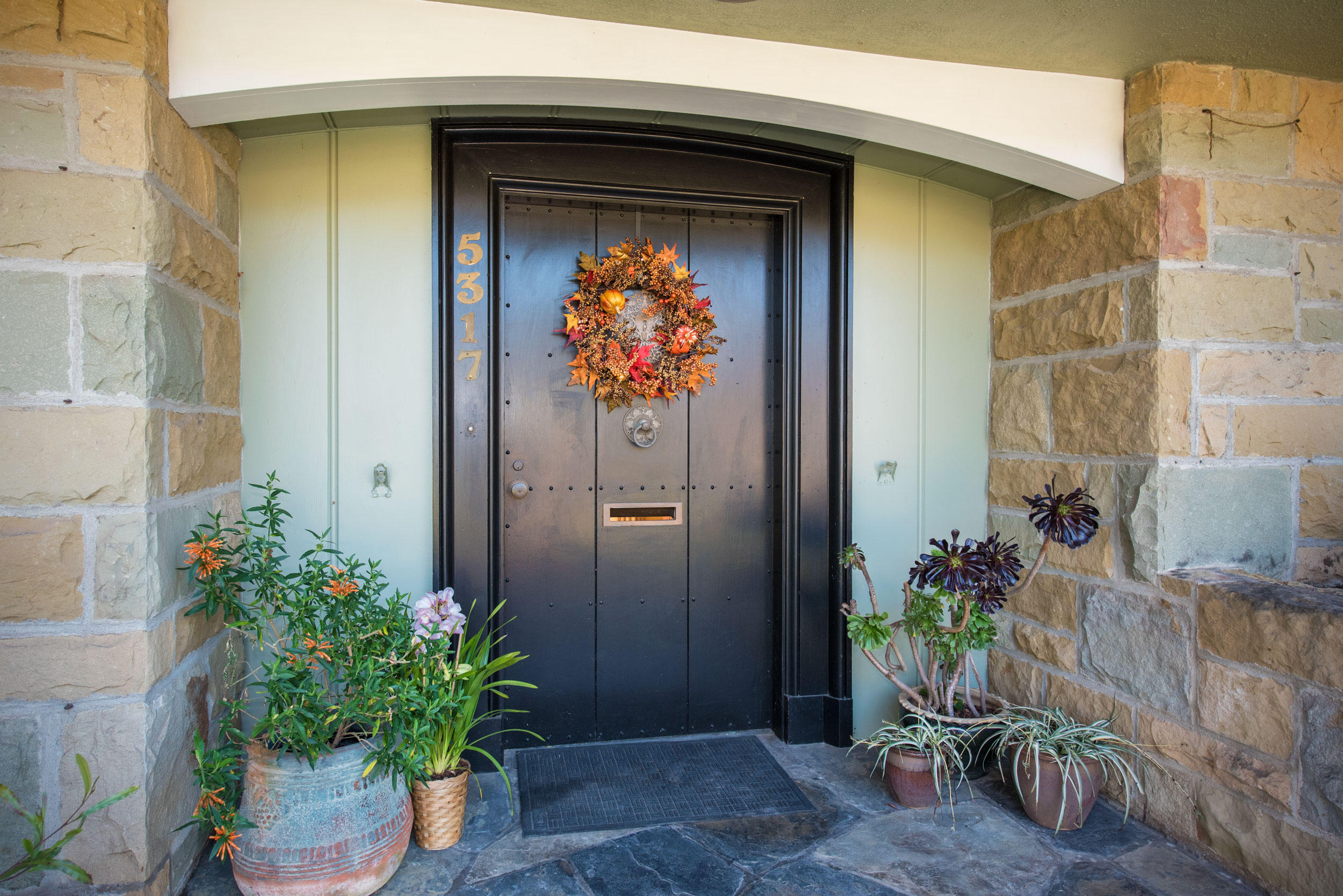 5317 Star Pine Road Carpinteria, CA 93013 - Photo 2 of 28 Front Porch