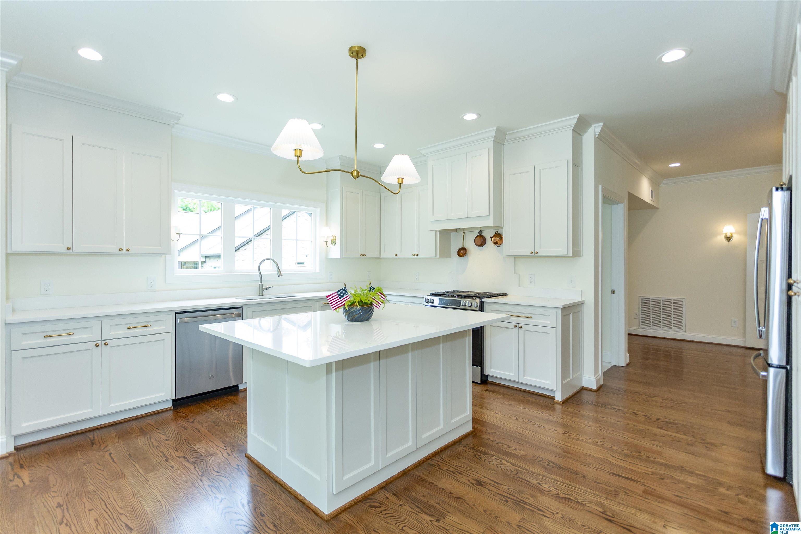 1913 Moncrief Road Gardendale, AL 35071 - Photo 15 of 55