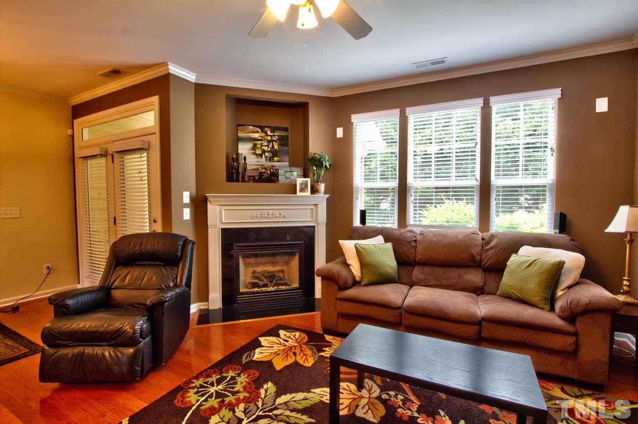 5927 Chivalry Court Raleigh, NC 27612 - Photo 5 of 19