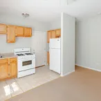 $1,000 | 435 East Oakwood Boulevard, Unit 35, Chicago, IL 60653