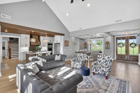 $1,299,000 | 879 Mt Vernon Road, Bethpage, TN 37022