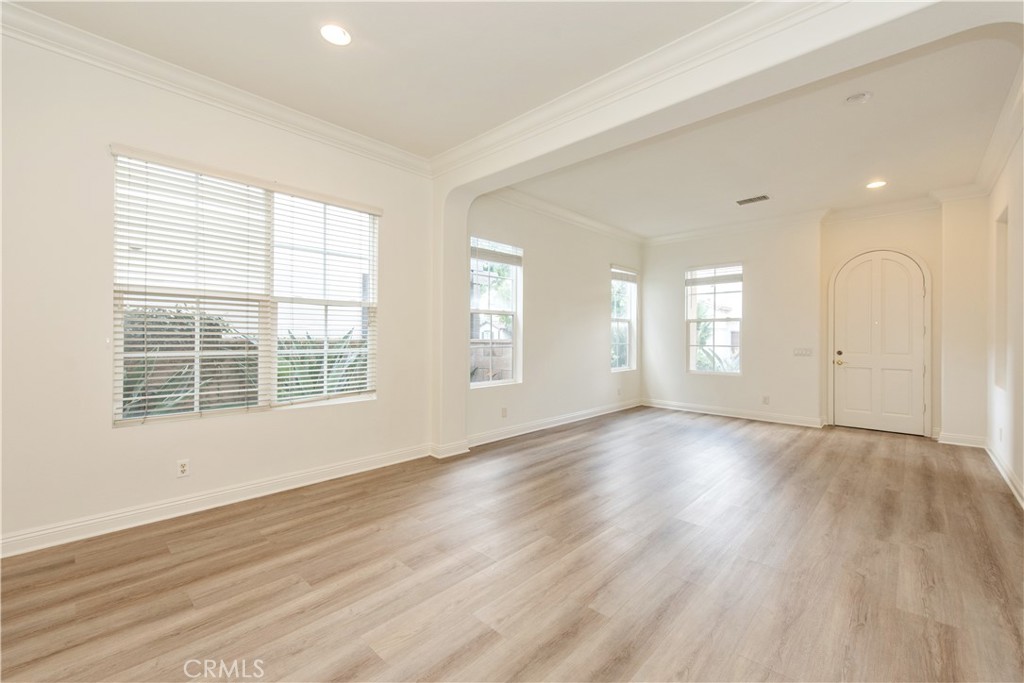 32 Sebastian Irvine, CA 92602 - Photo 4 of 51