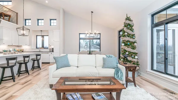 $615,000 | 29 Black Cherry Lane, Saline, MI 48176