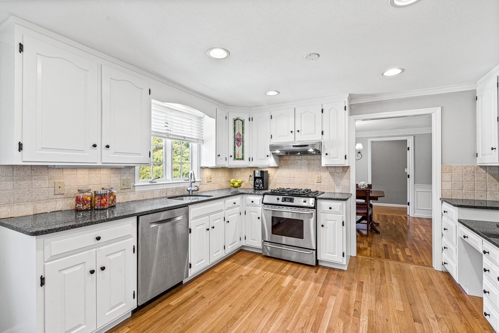 12 Gunnison Road Boxford, MA 01921 - Photo 23 of 42