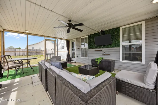 $2,200 | 187 Declaration Drive, Raeford, NC 28376